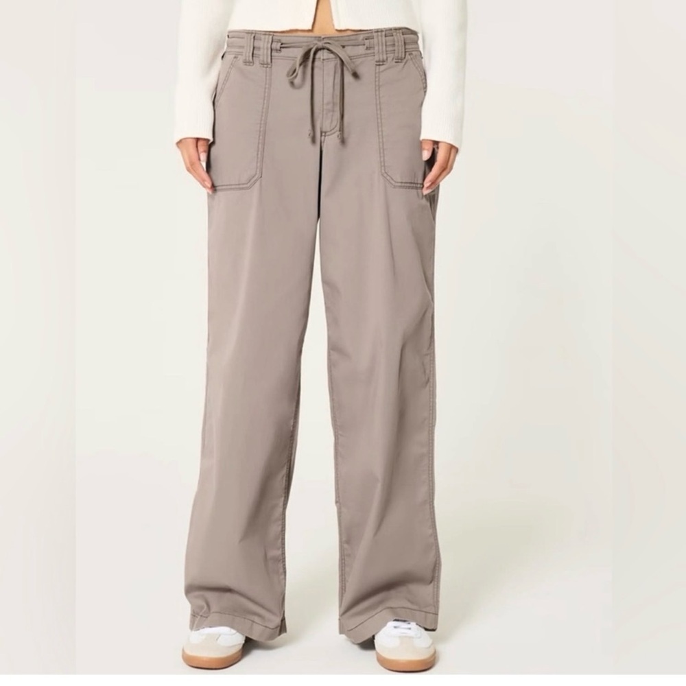 Hollister Low Rise Super Baggy Pants